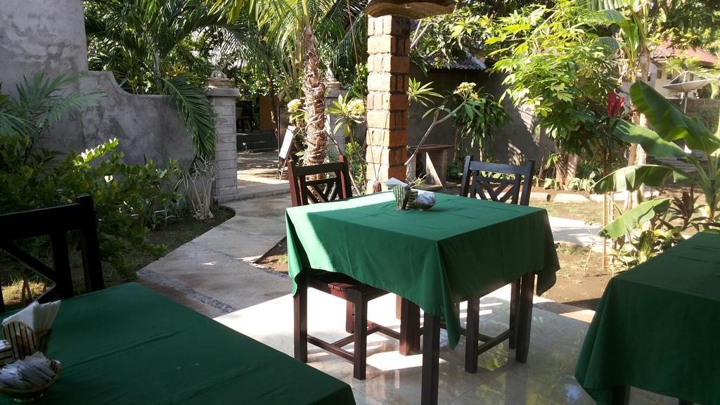 Giri Sari Guest House Pemuteran Kültér fotó